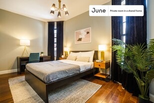 Room in Shared 4 bed/1 bath home in New York, NY - Building Photo