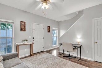 Lampkin Court in Starkville, MS - Foto de edificio - Building Photo