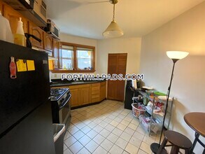 251 Highland St-Unit -1 in Boston, MA - Building Photo - Building Photo