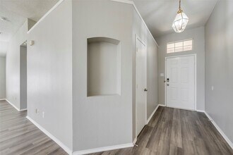 6431 St Leonard Dr in Arlington, TX - Building Photo - Building Photo