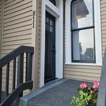 811 Tyler St, Unit SIDE APARTMENT in La Porte, IN - Foto de edificio - Building Photo