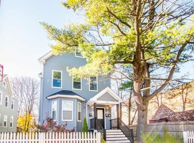 757 Washington St, Unit 1