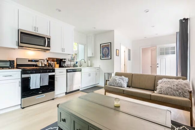 property at 1136 E Lomita Ave