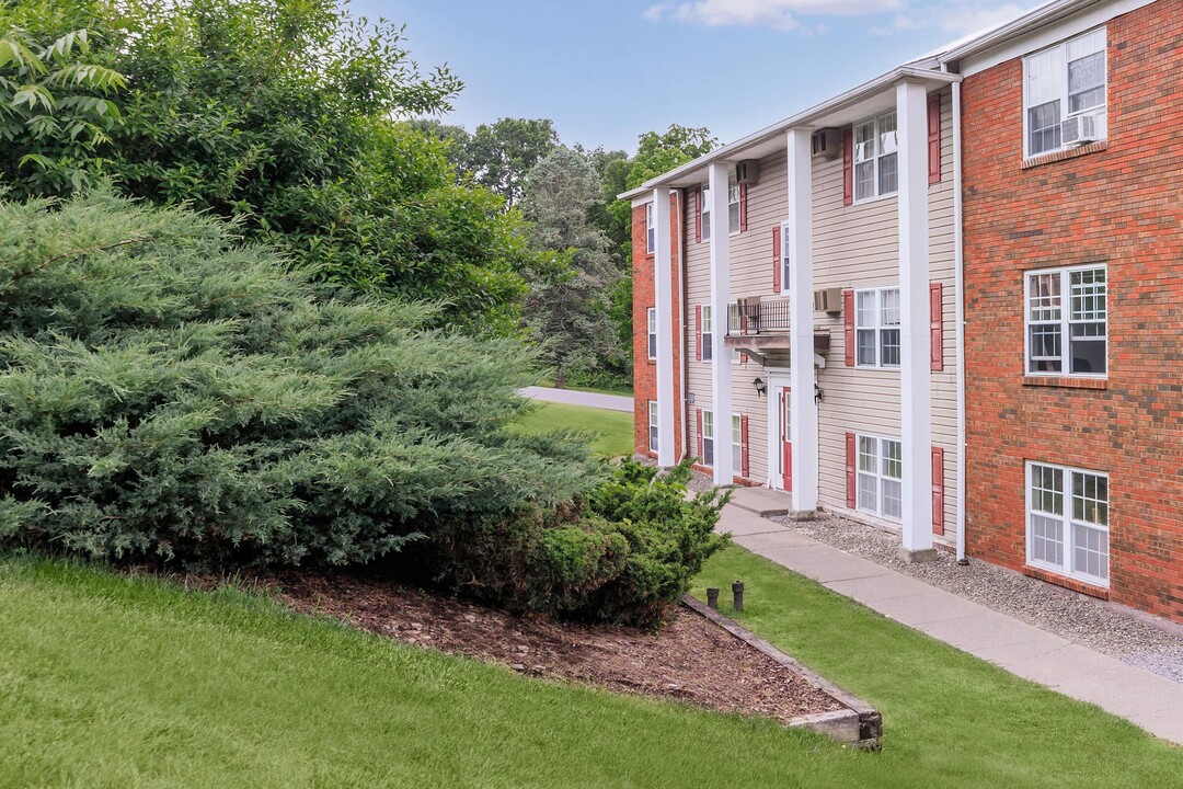 Candlewyck Park Apartments in Ithaca, NY - Foto de edificio