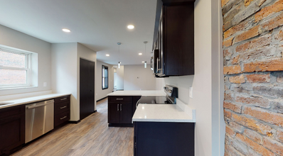 1819 E Carson St in Pittsburgh, PA - Building Photo - Building Photo