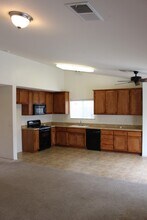 208 Agile Way in Bakersfield, CA - Building Photo - Building Photo