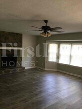 420 Freestone Dr in Newnan, GA - Building Photo - Building Photo
