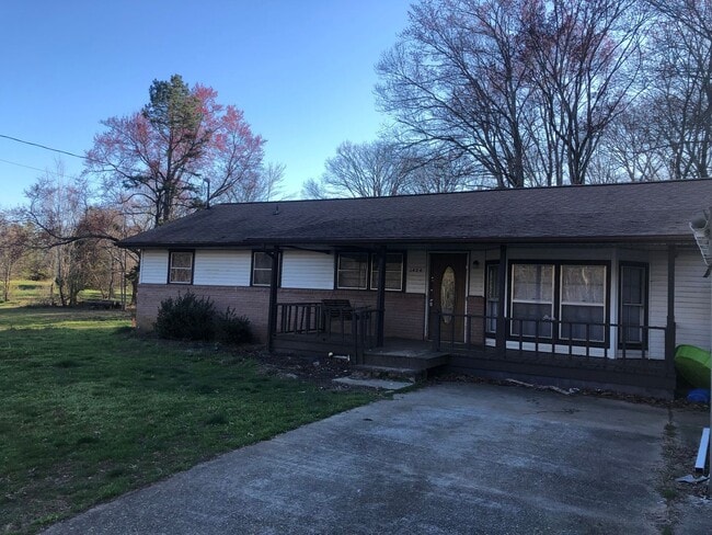 property at 1424 Payne Norton Rd