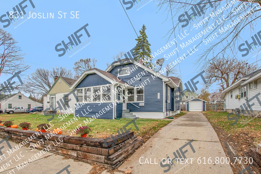 831 Joslin St SE in Grand Rapids, MI - Building Photo