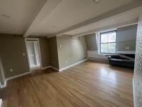 117 Beacon St, Unit 6R in Boston, MA - Building Photo - Building Photo