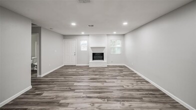 14518 Woodforest in Houston, TX - Building Photo - Building Photo