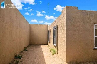 2143 N Bell Ave in Tucson, AZ - Foto de edificio - Building Photo