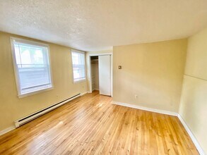 38 Sherman St in Burlington, VT - Building Photo - Building Photo