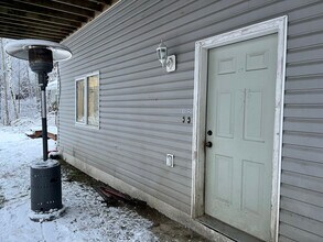 264 Hawk Rd in Fairbanks, AK - Building Photo - Building Photo
