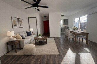 2123 Down St in Riverside, CA - Foto de edificio - Building Photo