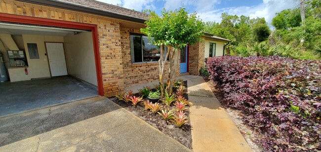 property at 2638 Ainsworth Ave