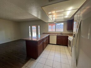 1300 E Buckhorn Dr in Sierra Vista, AZ - Building Photo - Building Photo