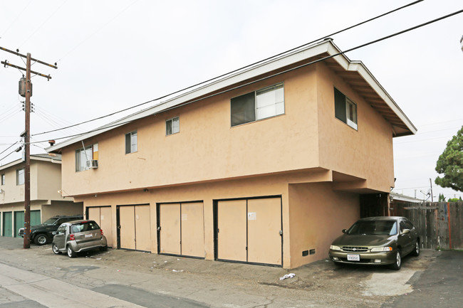 12092 Haster St in Garden Grove, CA - Building Photo - Building Photo