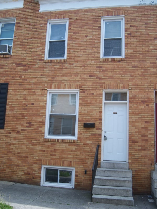 property at 2727 Mura St