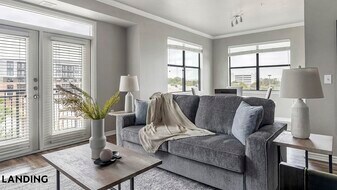 15777 Quorum Dr, Unit 3302 in Addison, TX - Building Photo