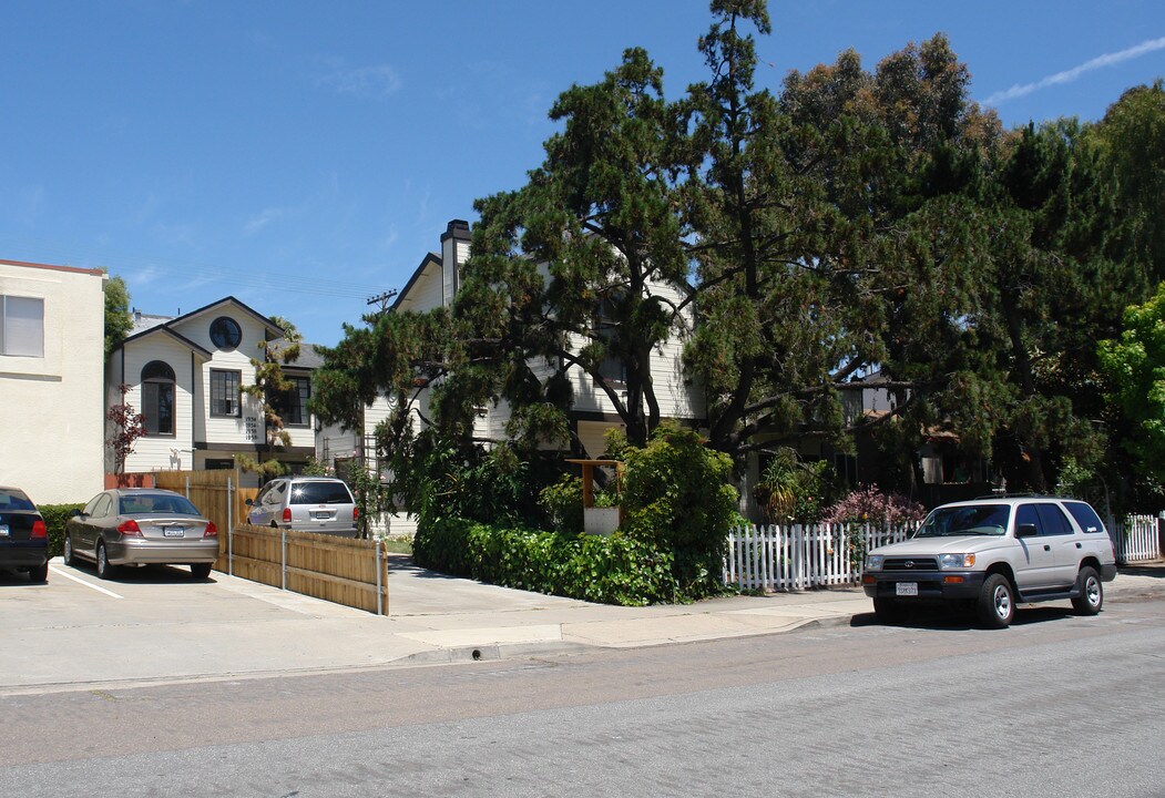 1934-1938 Thomas Ave in San Diego, CA - Building Photo