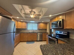 653 Pelican Bay Dr in Daytona Beach, FL - Building Photo - Building Photo