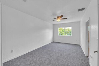 3664 NW 29th Ct in Lauderdale Lakes, FL - Building Photo - Building Photo