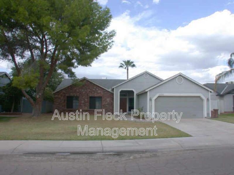 1424 E Kent Ave in Chandler, AZ - Building Photo