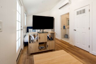 3668 5th Ave in Los Angeles, CA - Building Photo - Building Photo