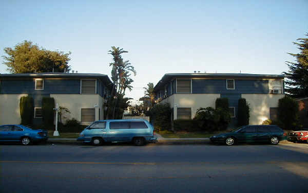 4860-4874 3/4 Tujunga Ave in North Hollywood, CA - Building Photo - Building Photo