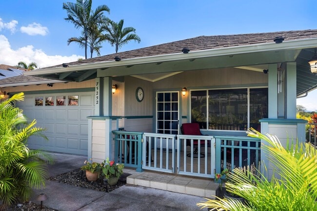 75-252-252 Malulani Dr in Kailua Kona, HI - Building Photo - Building Photo