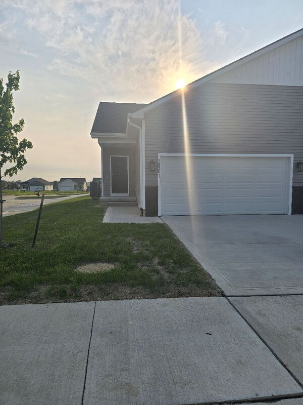 property at 2861 Long Avenue