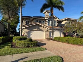9142 Cherry Oaks Ln in Naples, FL - Building Photo