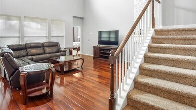 17006 Cherokee Lake Ln in Houston, TX - Building Photo - Building Photo