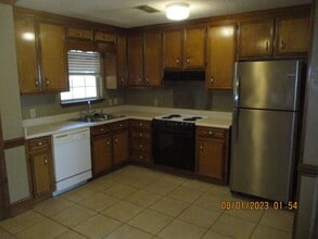 103 Acacia Ct in Leesburg, GA - Building Photo - Building Photo