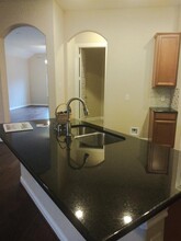8123 Legacy Creek Dr in Tomball, TX - Building Photo - Building Photo