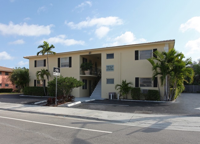 Camino Del Sol Apartments in Boca Raton, FL - Foto de edificio - Building Photo