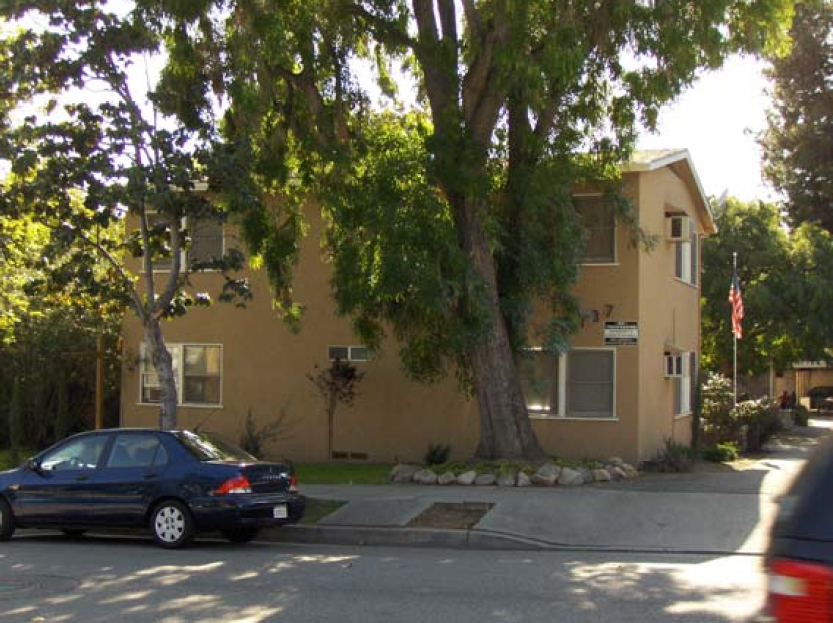 Myrtle Apartments in Monrovia, CA - Building Photo