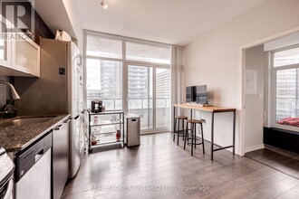 36-6236 Lisgar St in Toronto, ON - Building Photo - Building Photo