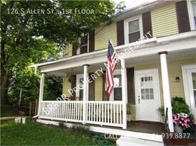 126 Allen St in Nesquehoning, PA - Building Photo