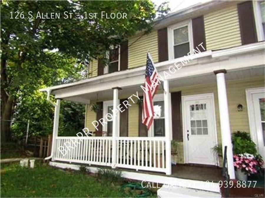 126 Allen St in Nesquehoning, PA - Building Photo