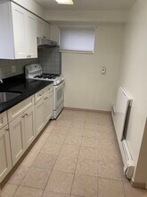 749 S Broad St, Unit Ground in Elizabeth, NJ - Building Photo - Building Photo