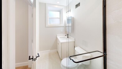 162 Allston St, Unit 4 in Boston, MA - Building Photo - Building Photo