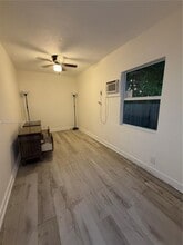 3219 Windsor Ave in West Palm Beach, FL - Building Photo - Building Photo