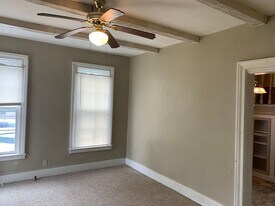 841-841 Milton Ave in Janesville, WI - Building Photo