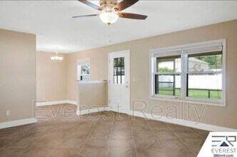 92 Rickenbacker Dr in Palm Coast, FL - Building Photo - Building Photo