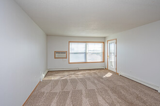 The West Winds A in Fargo, ND - Foto de edificio - Interior Photo