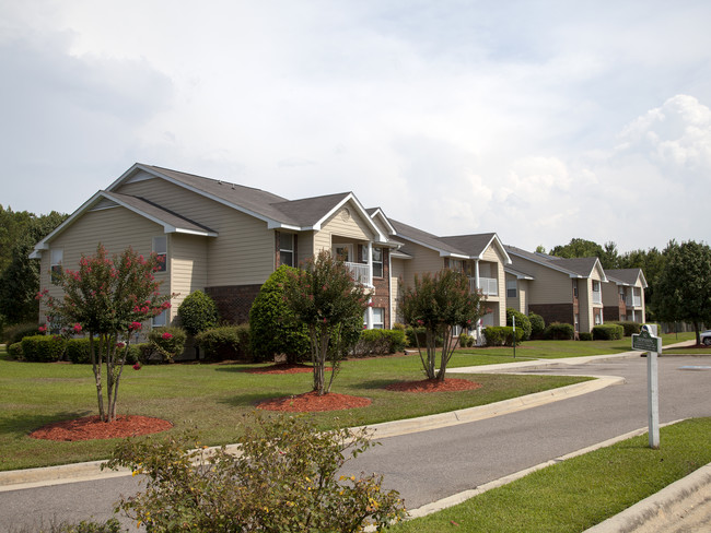 Raeford Green Apartments in Raeford, NC - Foto de edificio - Building Photo