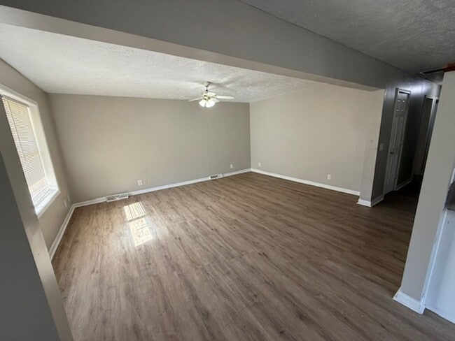 974 W 32nd St in Indianapolis, IN - Building Photo - Building Photo