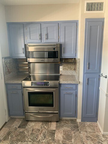 3016 Mahanna Springs Dr in Dallas, TX - Building Photo - Building Photo